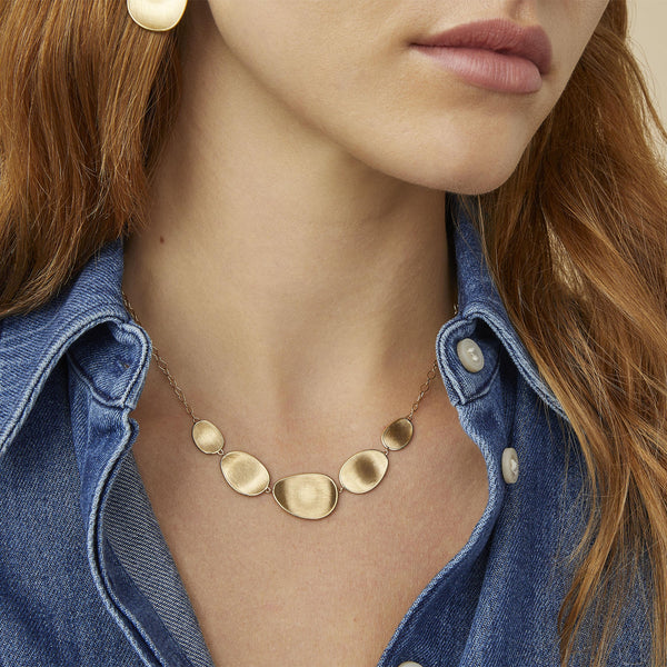 NECKLACE LUNARIA IN GOLD