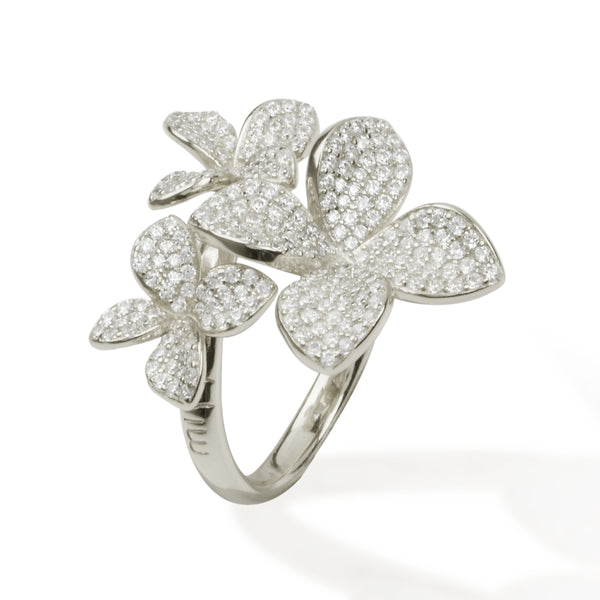 RING IN SILVER WITH ZIRCONS