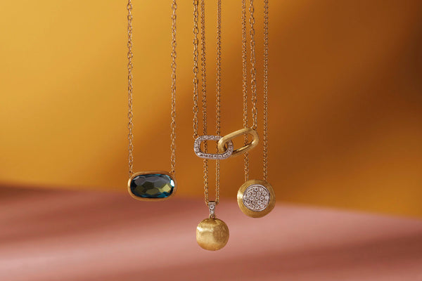 NECKLACE DELICATI IN GOLD AND DIAMONDS