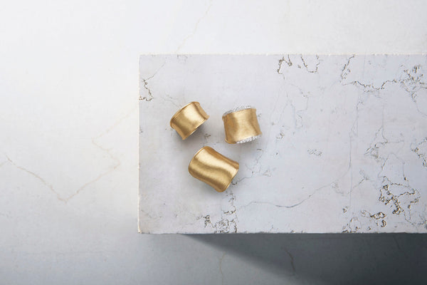 RING LUNARIA IN GOLD AND DIAMONDS